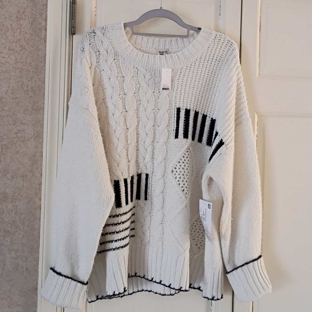 NWT.BKE Women's White and Black Cable Knit Sweater - Picture 4 of 10